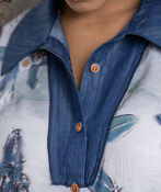 Sleeveless Collared Button-Up Top, Blue, original image number 2