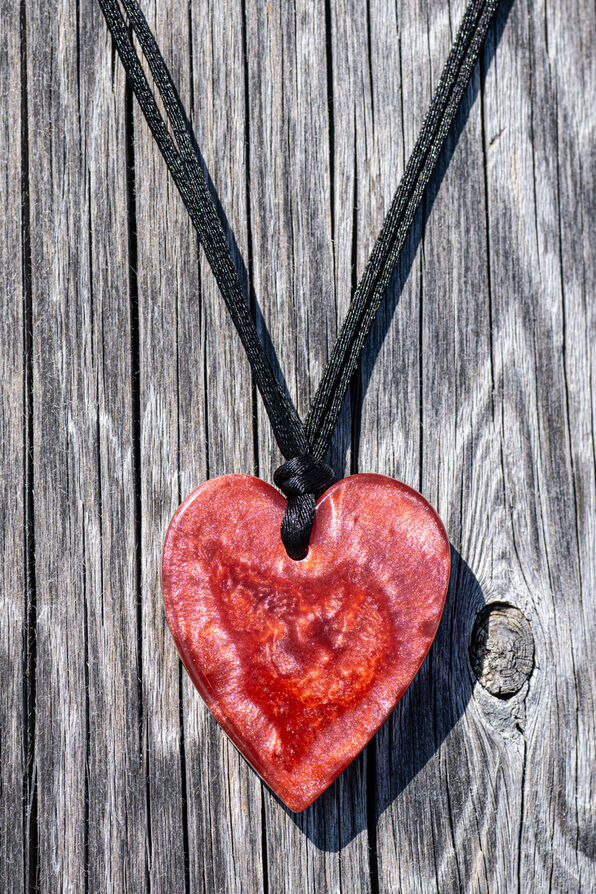 Handcrafted Resin Small Heart Pendant, , original image number 1