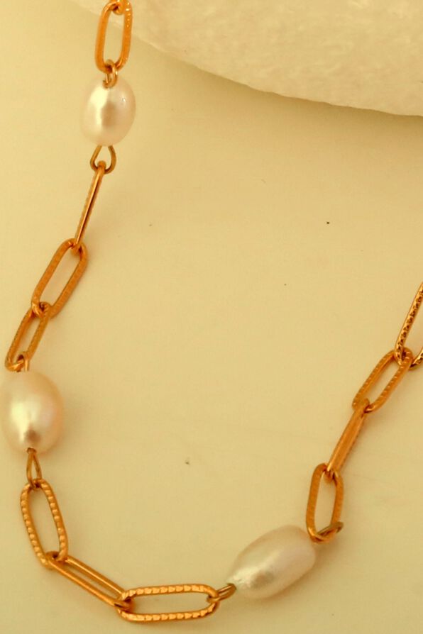 YORK Freshwater Pearl Necklace, Gold, original image number 2