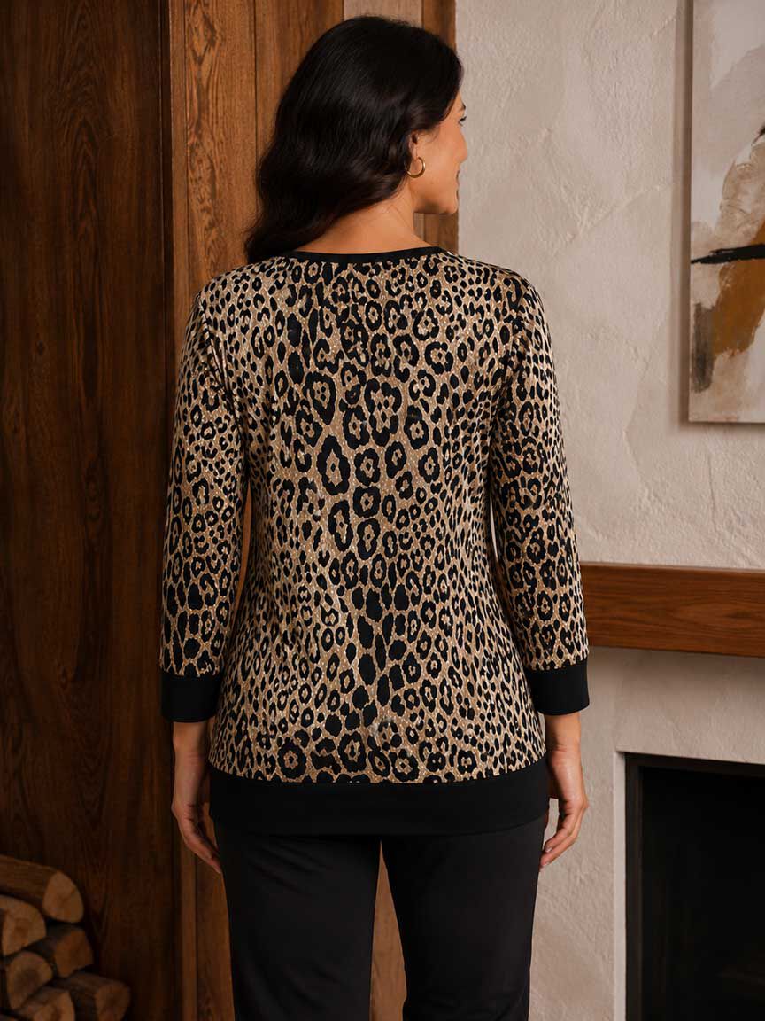 3/4 Sleeve Animal Print Top With Keyhole
