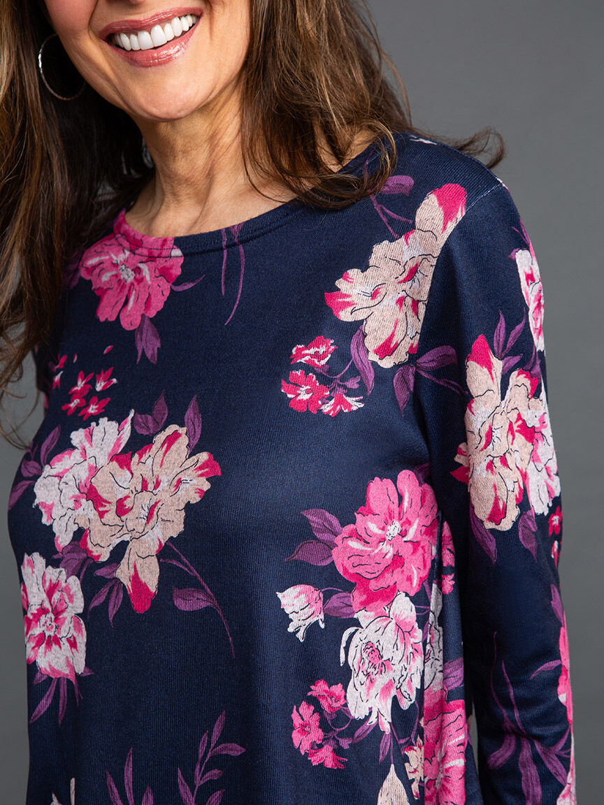 Long Sleeve Floral Top w/ Ruched Side Seams Image 5