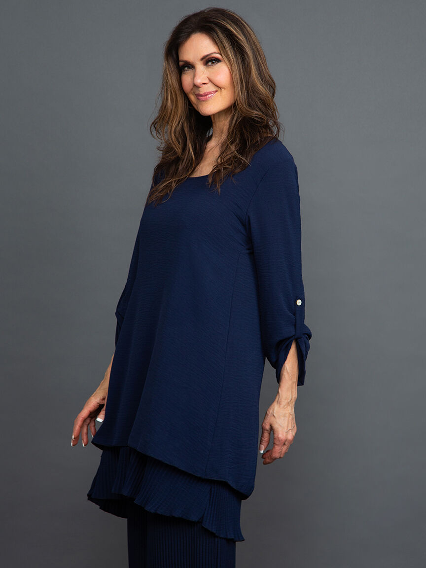 Peek-A-Boo Plisse Tunic Image 3