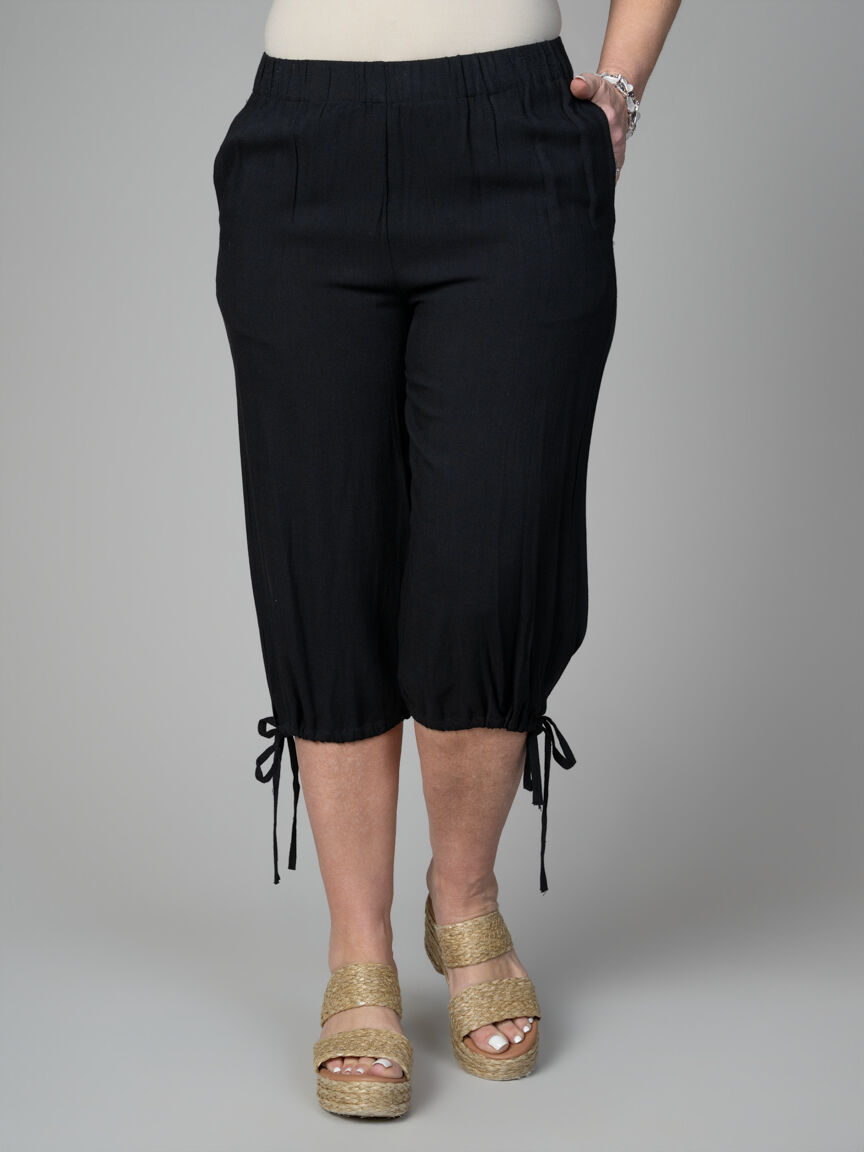Pull-On Capri Pant With Tie Hem