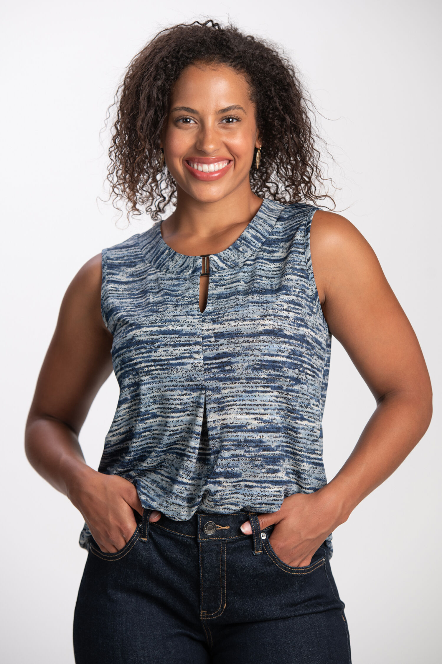 Sleeveless Keyhole Top  Image 4