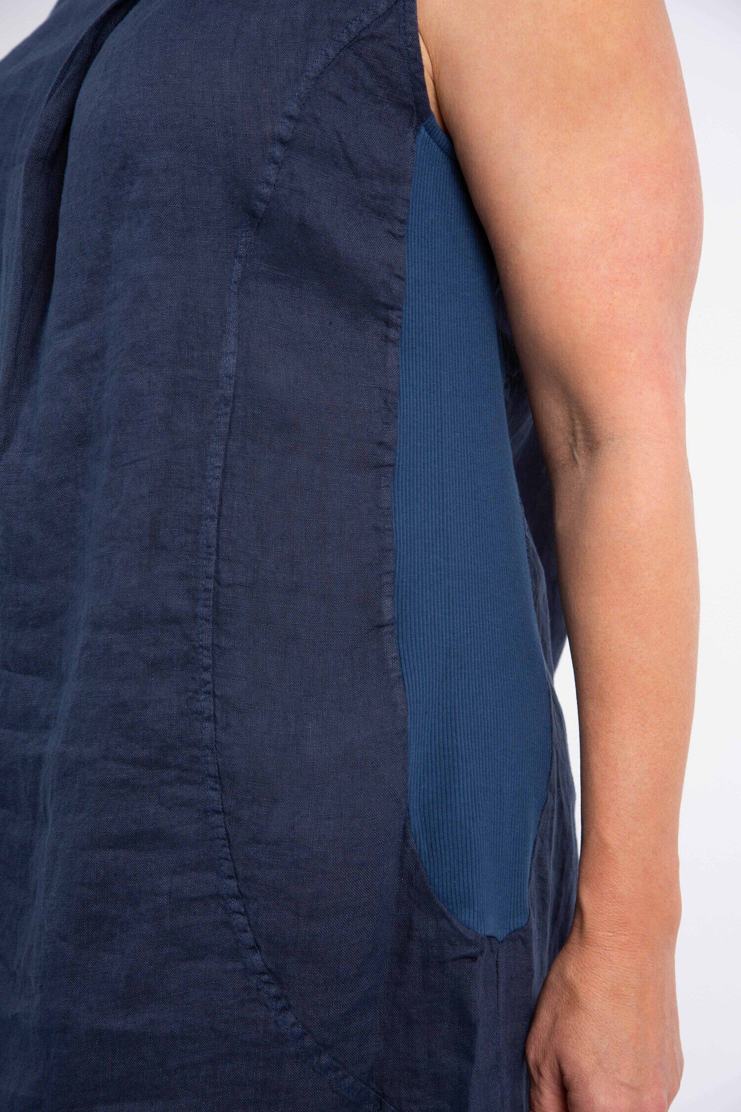 Linen Shift Dress Image 5