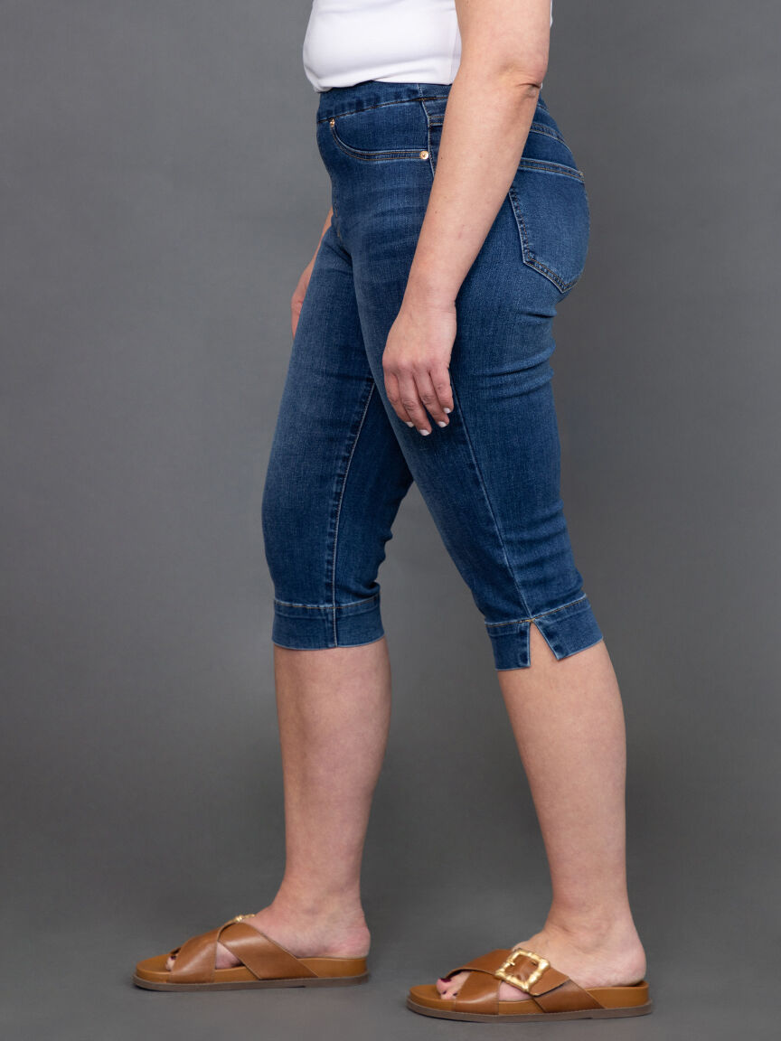 Audrey Comfort Stretch Pull-On Denim Capris  Image 3