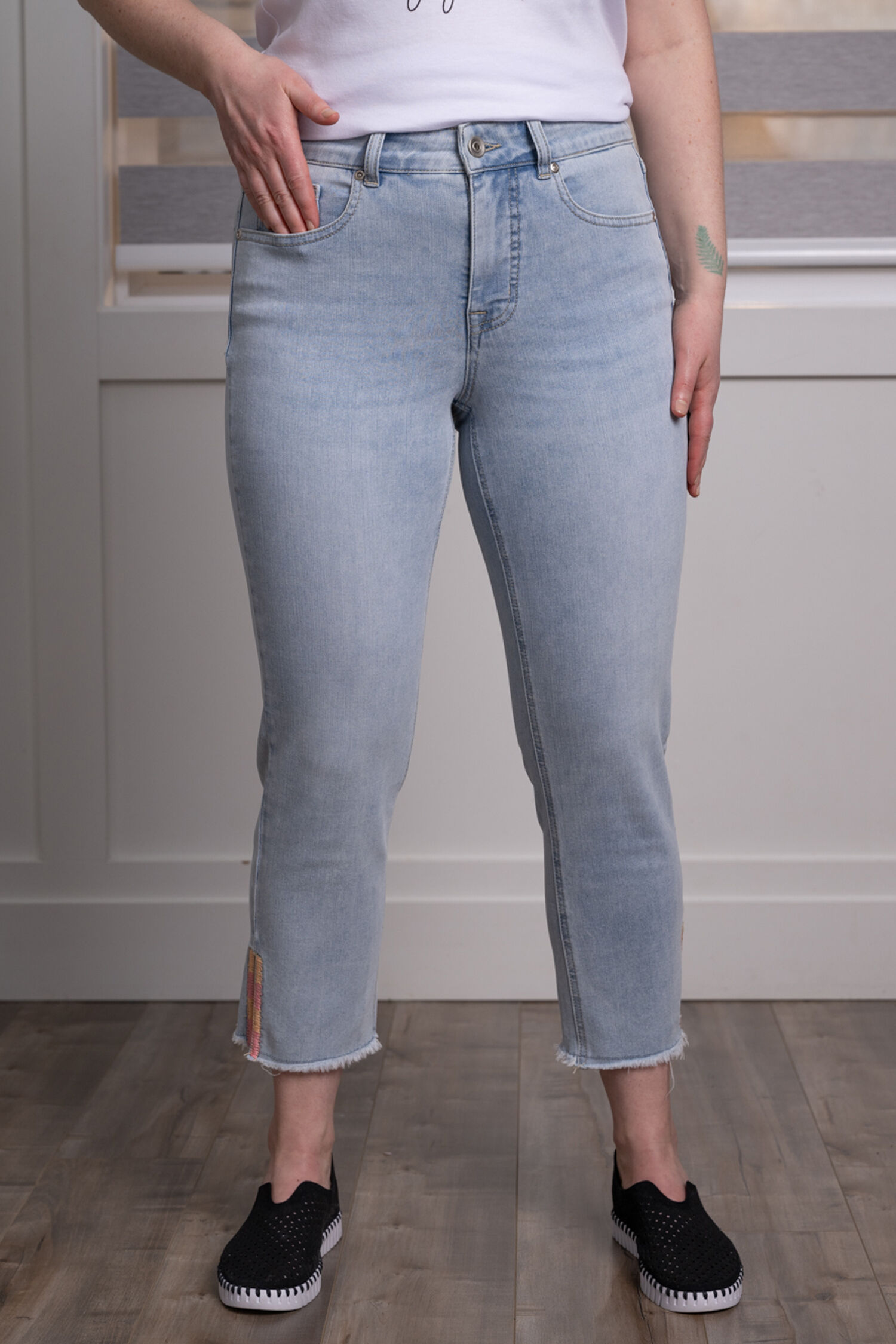 Side Slit Embroidered Denim Capri Image 1