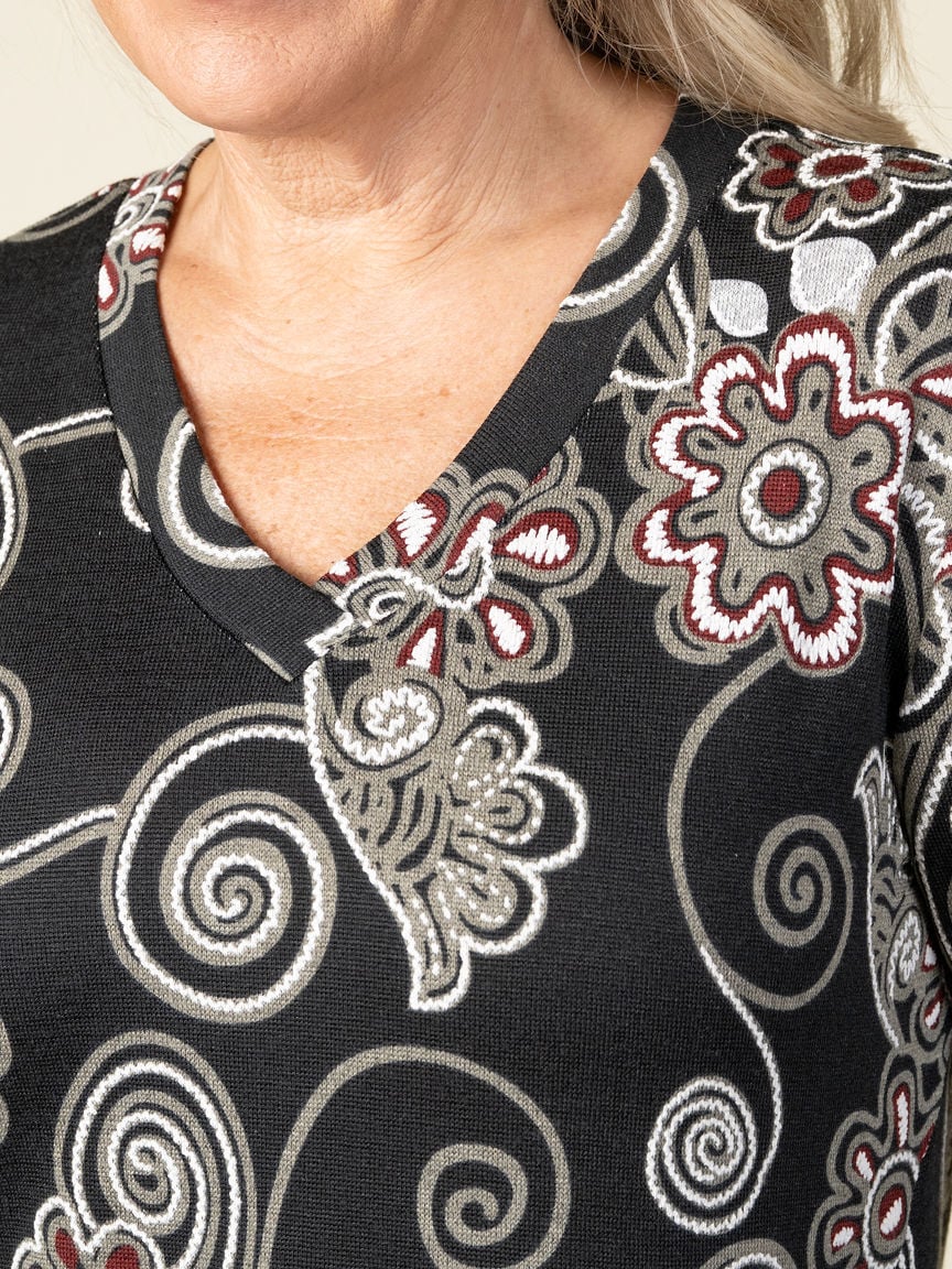 3/4 Sleeve V-Neck Printed Top