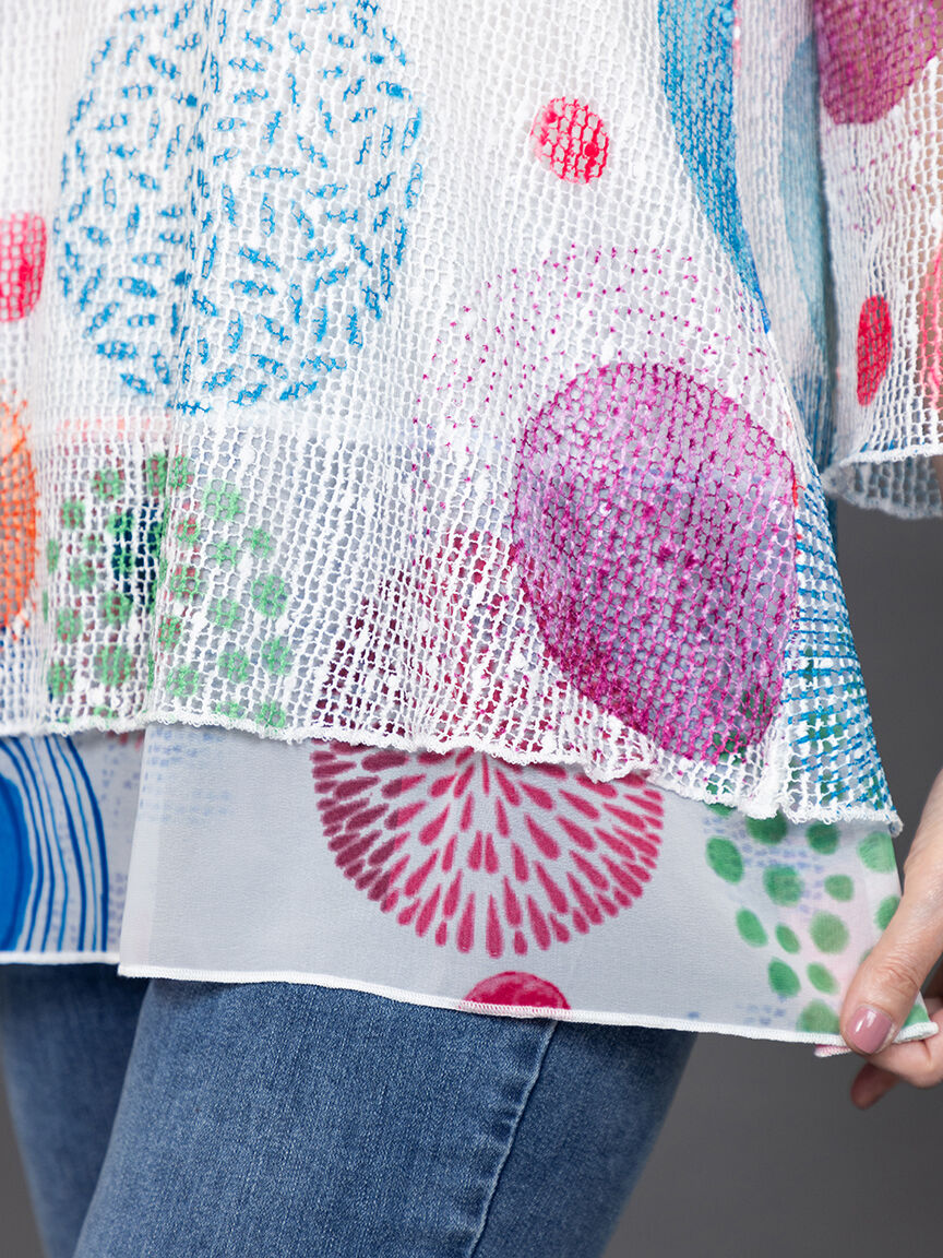 &frac34; Sleeve Crochet Mesh Top Image 5