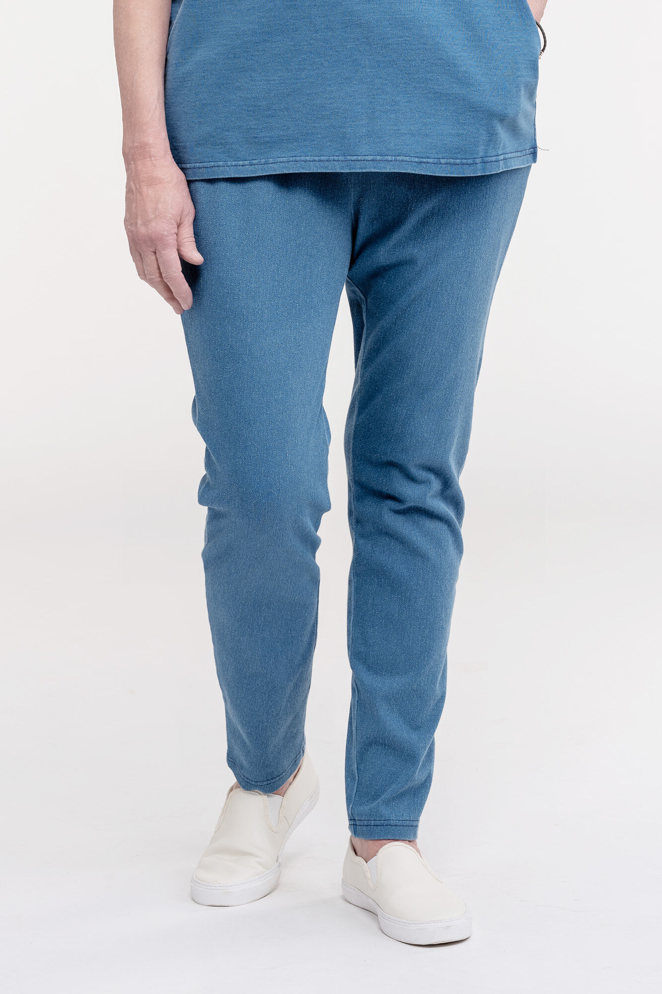 Pull On Ankle Length Leggings Image 1