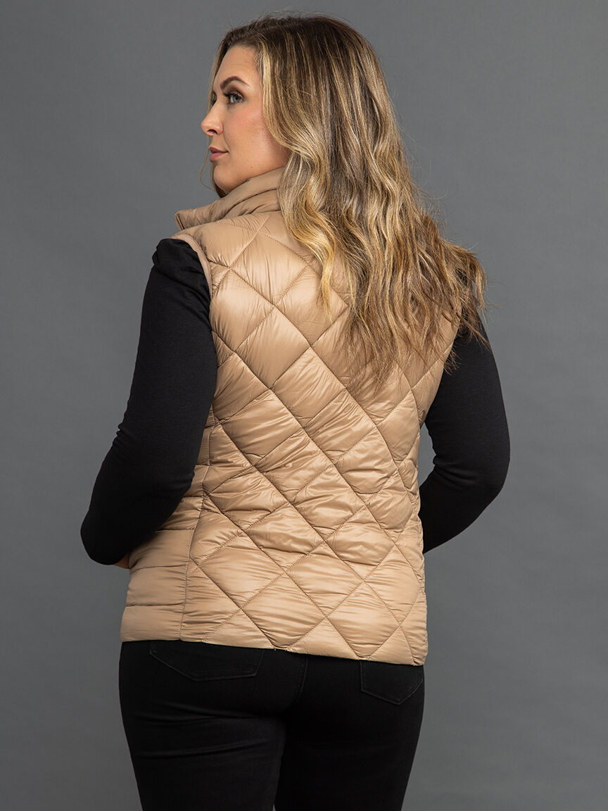 Ultralight Puffer Vest Image 4