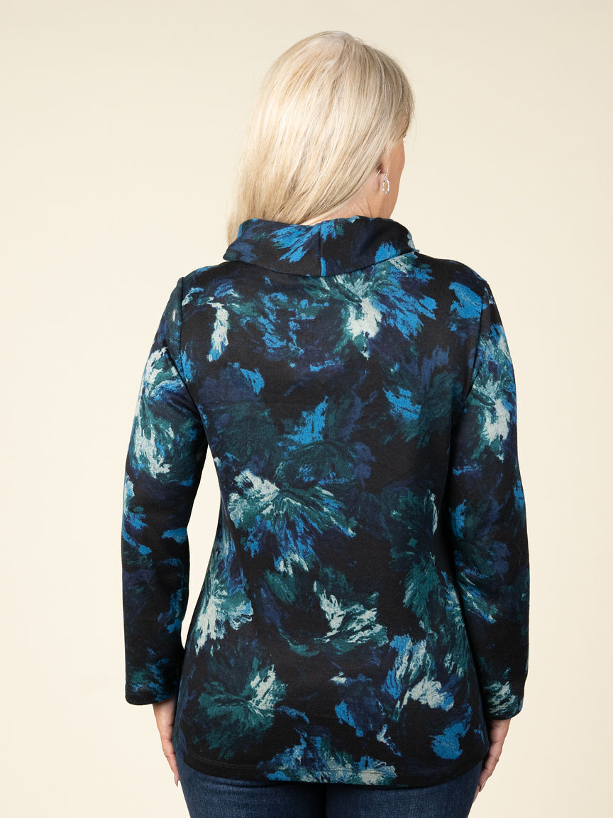 3/4 Sleeve Abstract Mock Neck Top