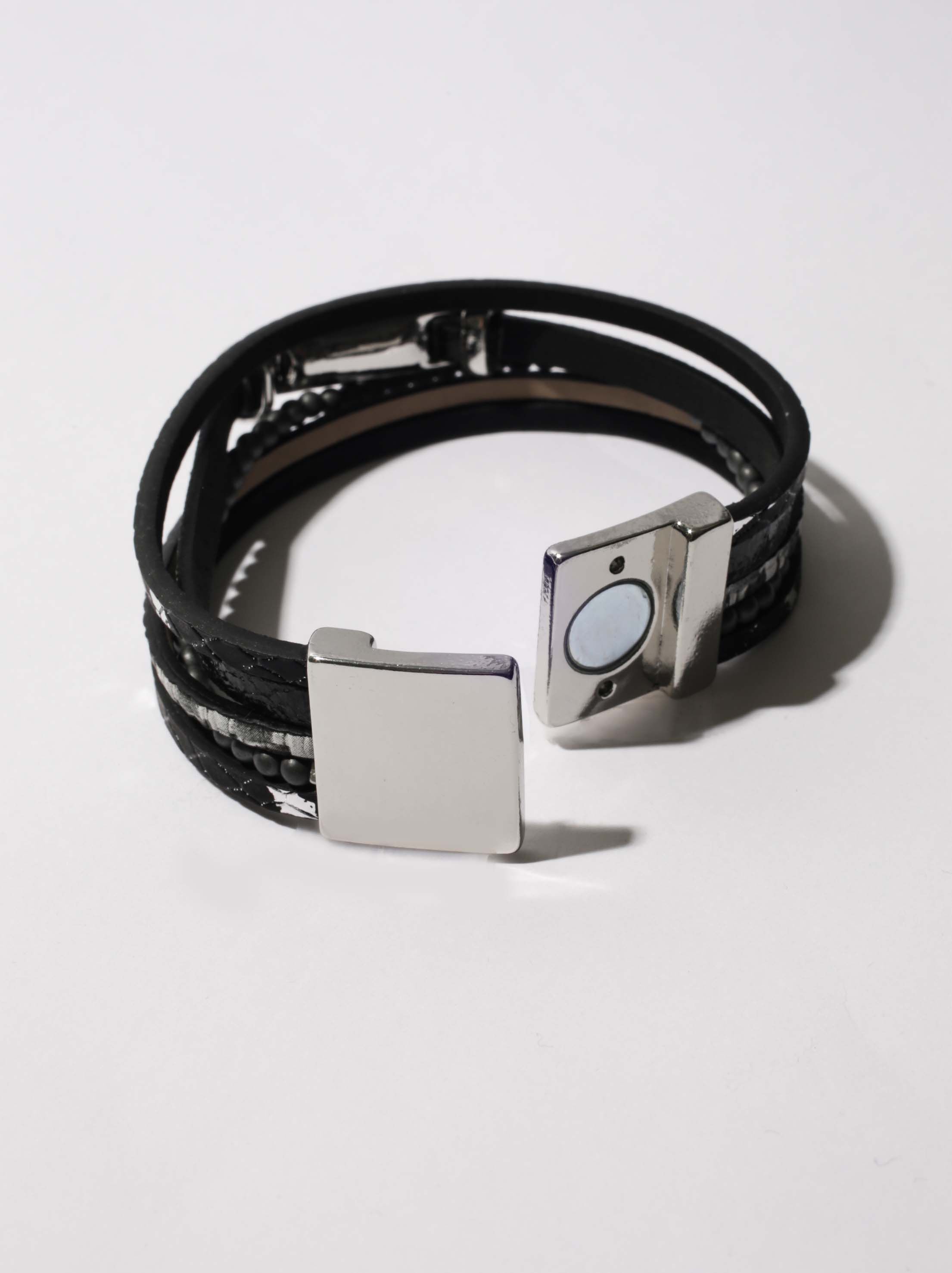 Magnetic Cord Bracelet Image 4