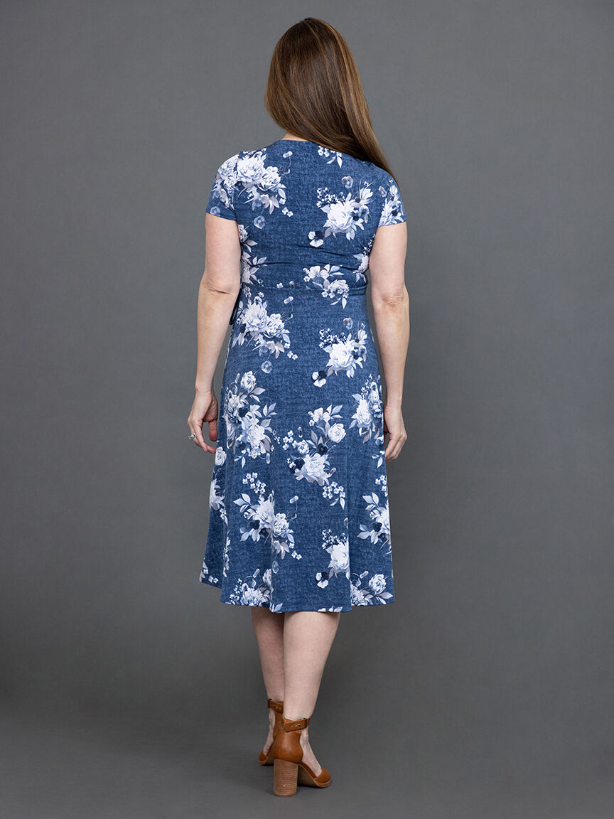 Short sleeved midi wrap dress Image 3