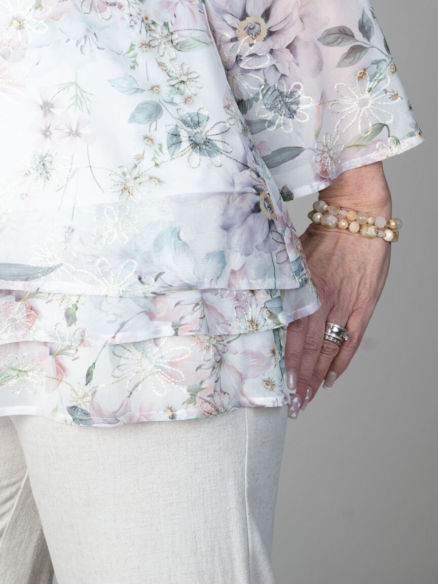 3/4 Sleeve Layered Blouse With Embroidery Details