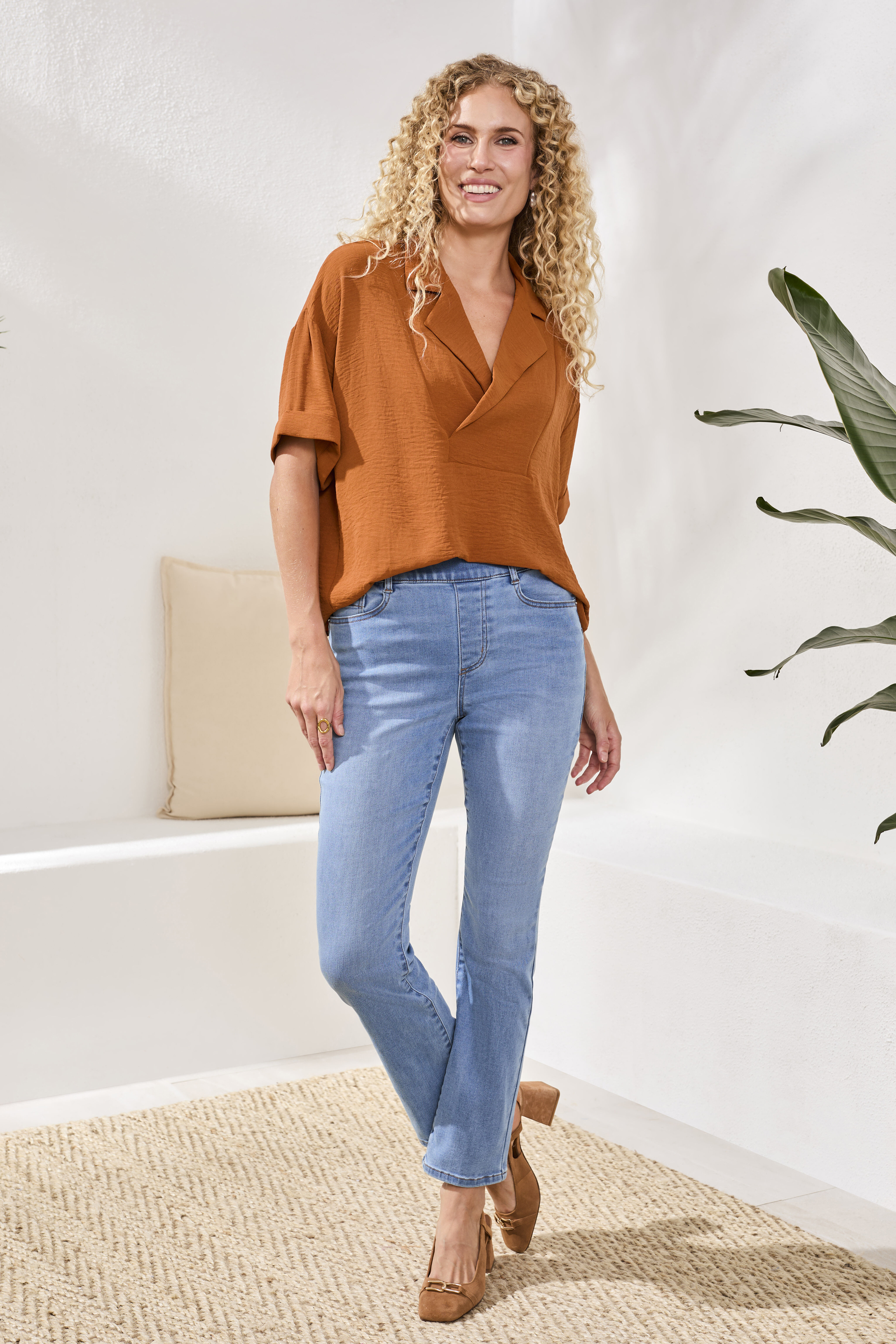 Sophia Curvy Boundless Stretch Denim Pull-On Straight Leg Jeans, Grey