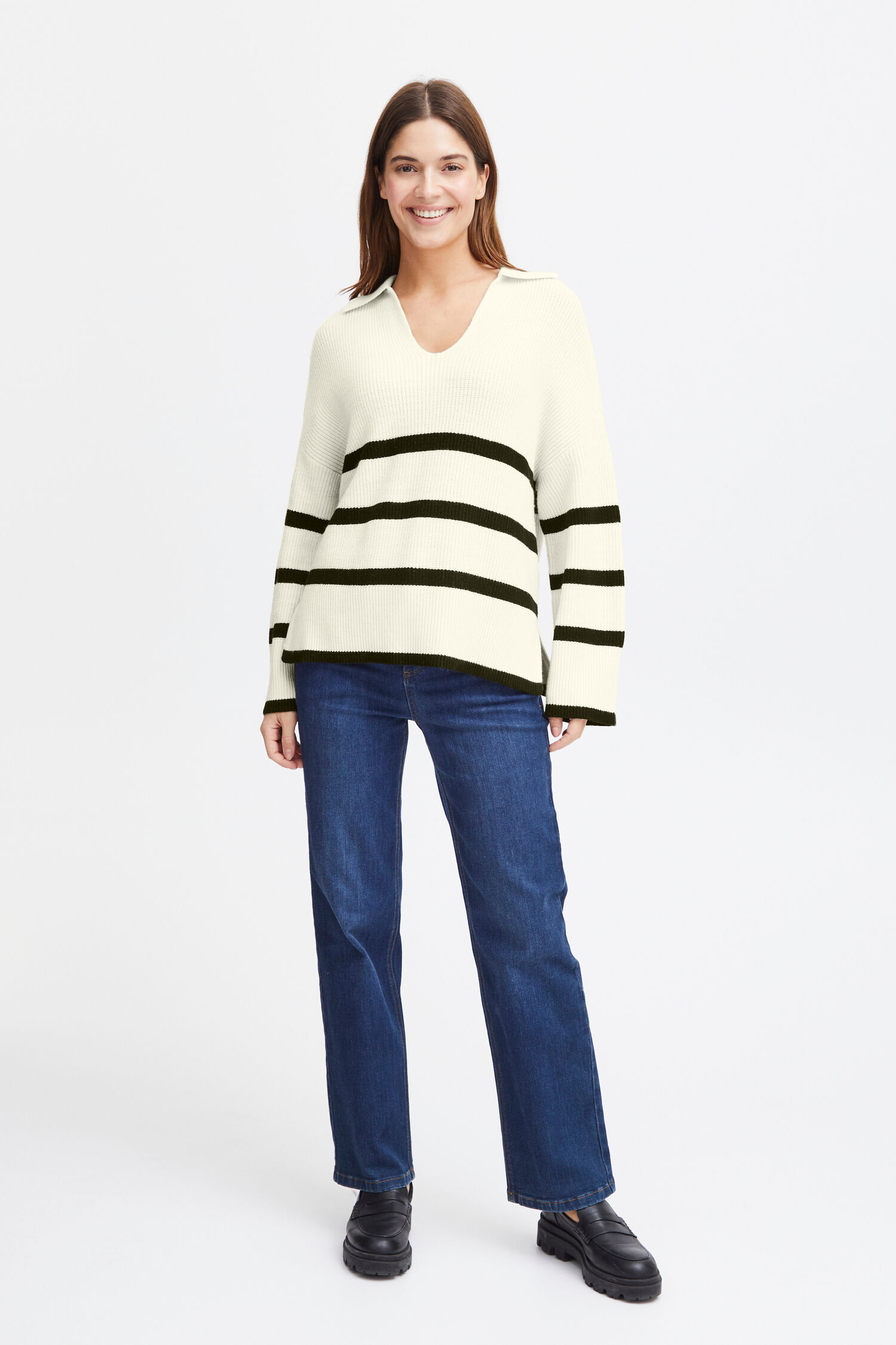 Collared V-Neck Pullover Image 4