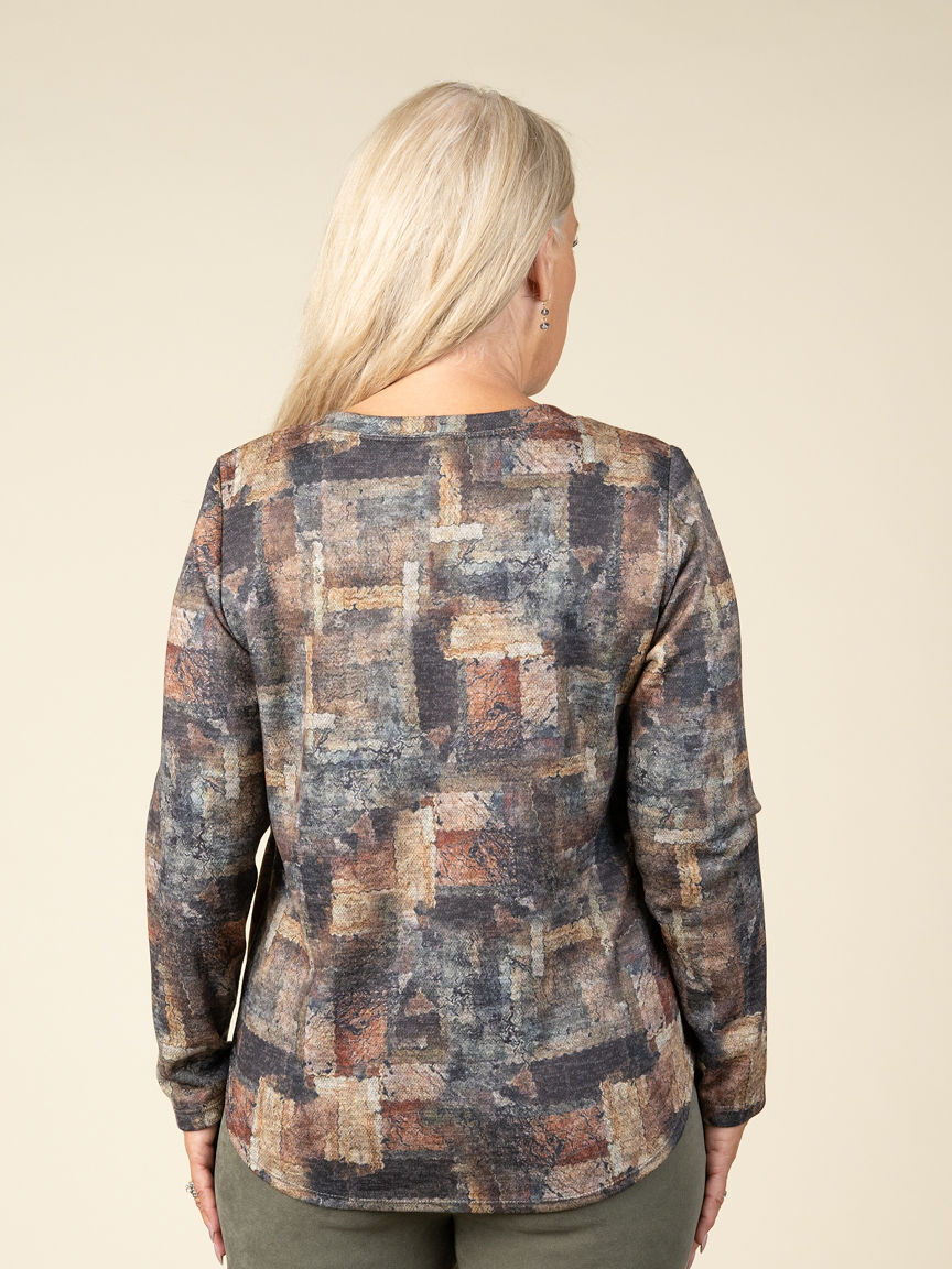 Long Sleeve Top With Abstract Print & Pockets
