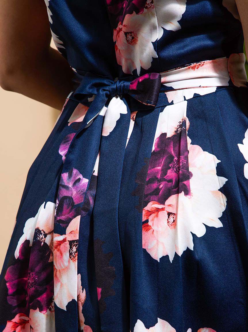 Floral Knee Length Dress Image 5