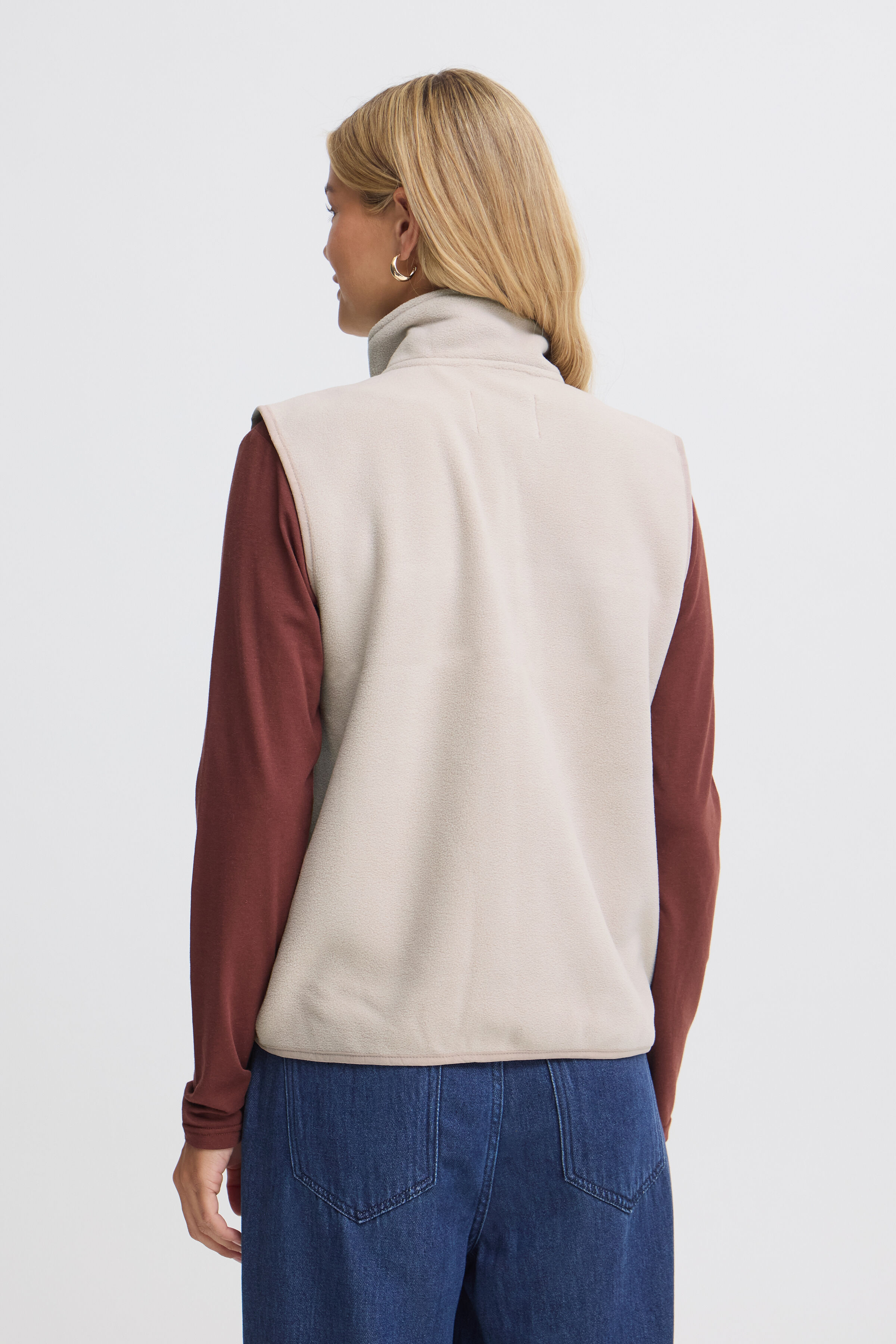 Cream Fleece Vest Image 2