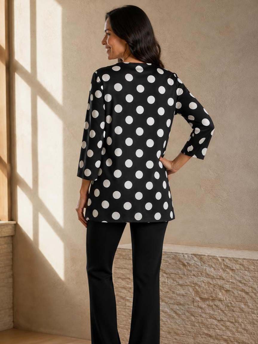 3/4 Sleeve Tunic With Accent Buttons