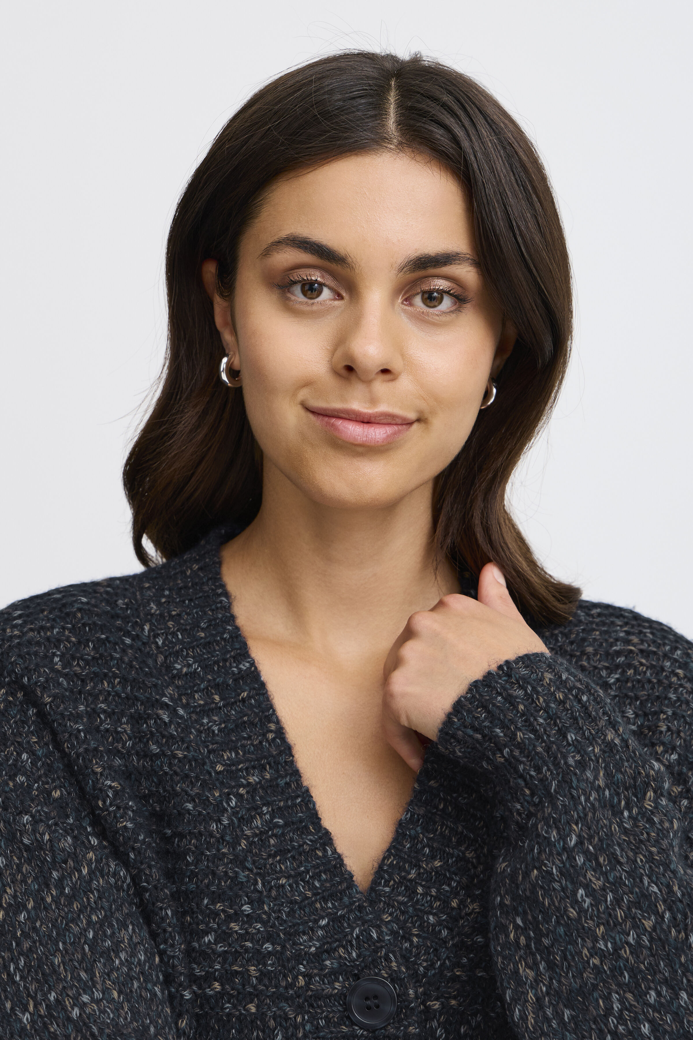 Long Sleeve Knit Cardigan Image 3