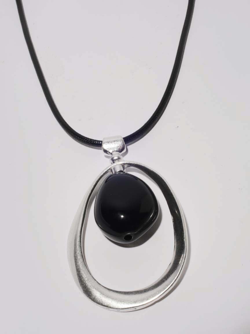 Long Black & Silver Necklace Set Image 3