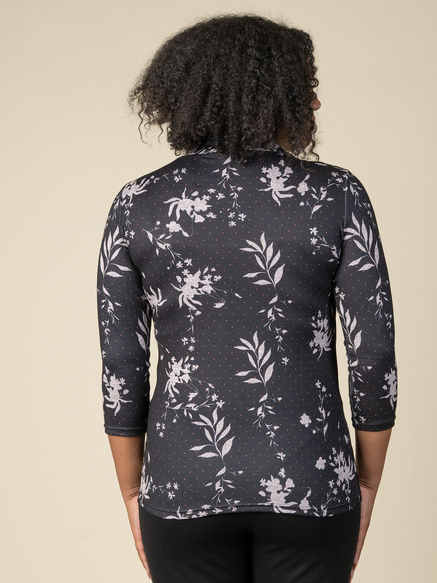 3/4 Length Sleeve Top w/ Drawstring Neck