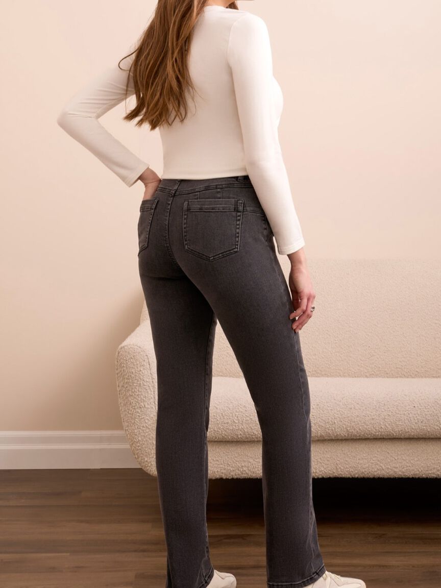 Sophia Curvy Boundless Stretch Denim Pull-On Straight Leg Jeans Image 3