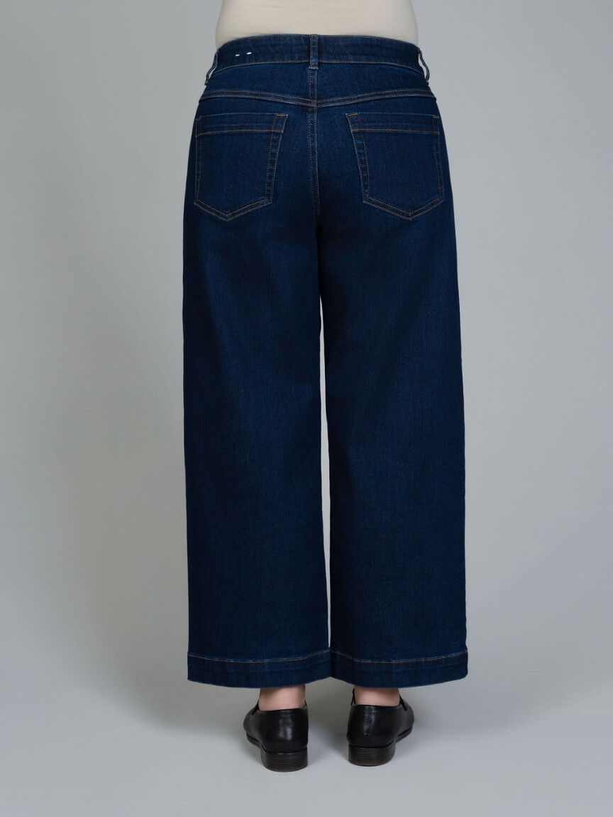 Wide Leg Cropped Jeans