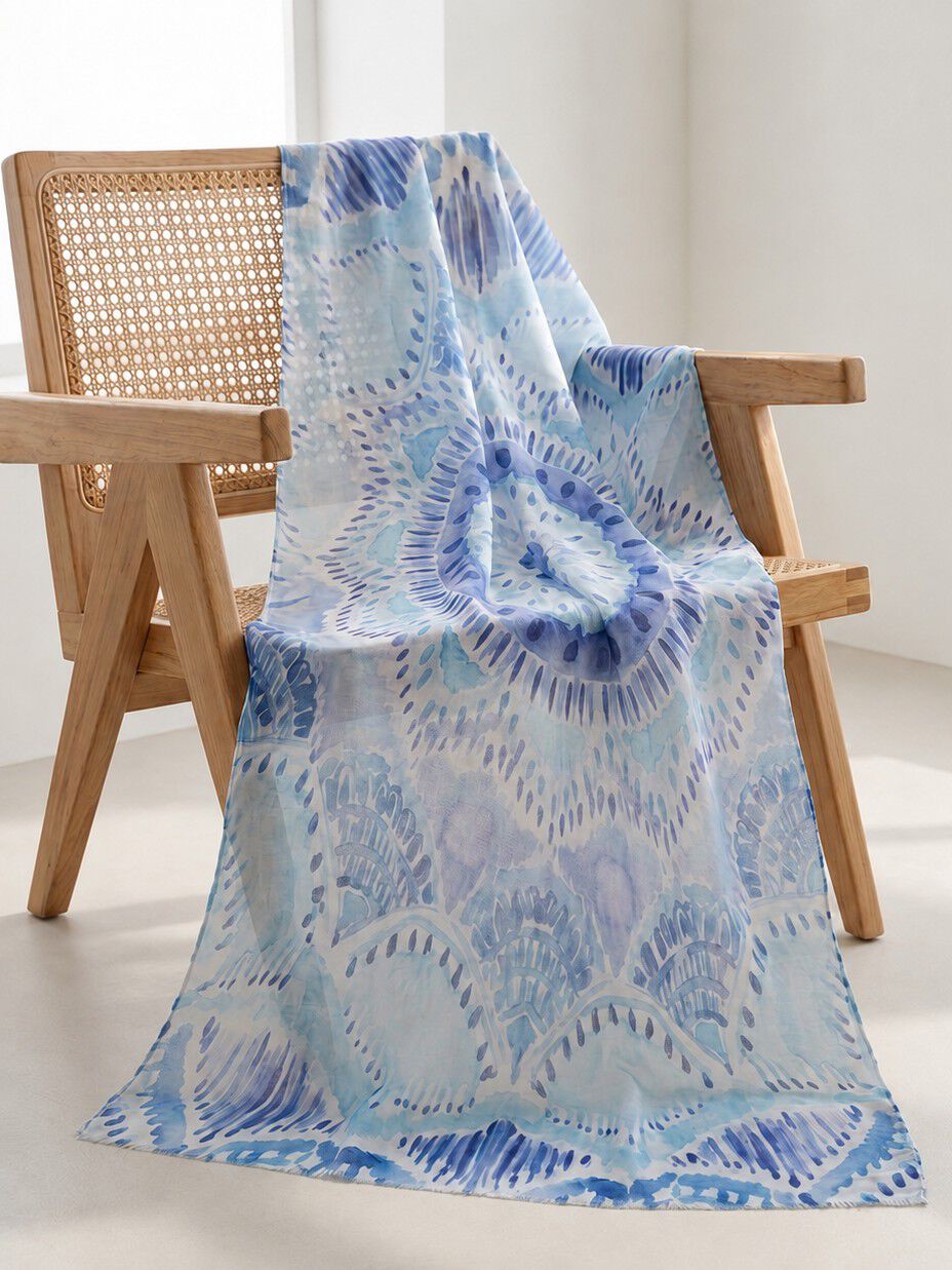 Lightweight Abstract Scarf