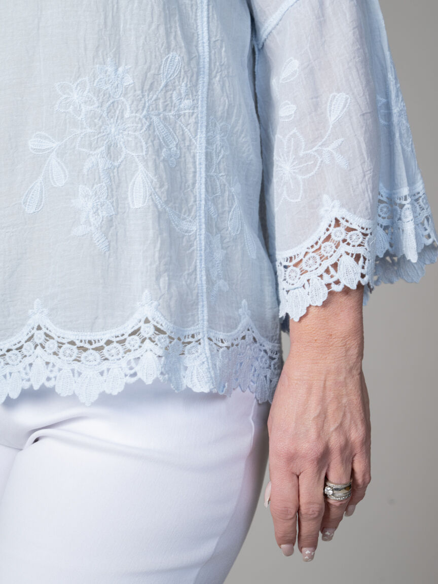 3/4 Sleeve Cold Shoulder Crochet Top