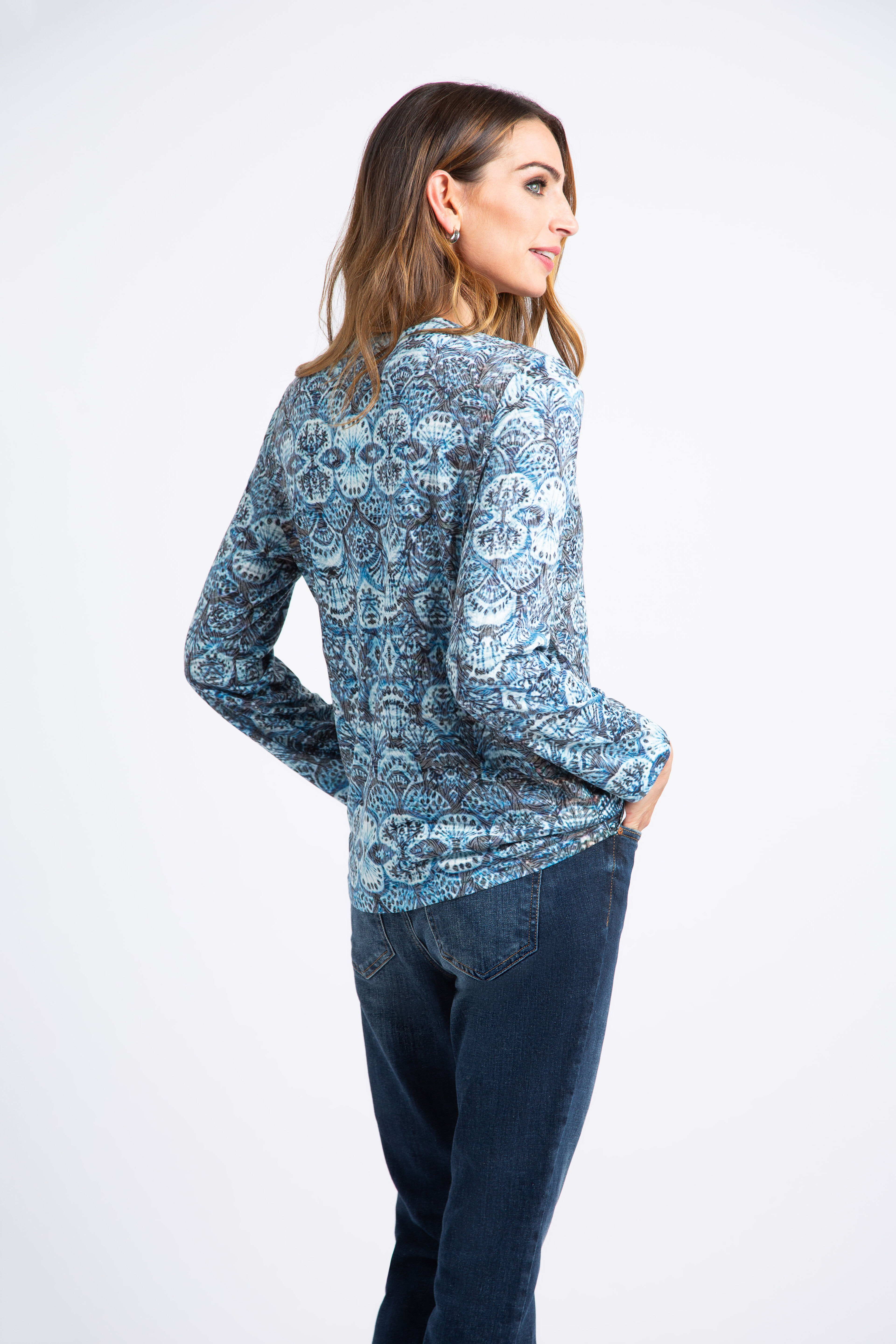 Long Sleeve Mesh Print Top Image 3