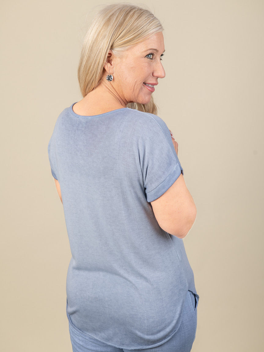 Brushed Pattern Short Sleeve Top with  Curved Hem Image 2