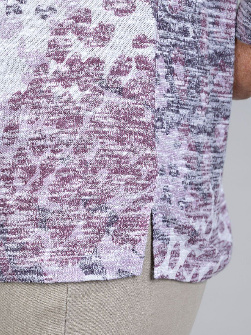 3/4 Sleeve Hatchi V-Neck Top Image 3