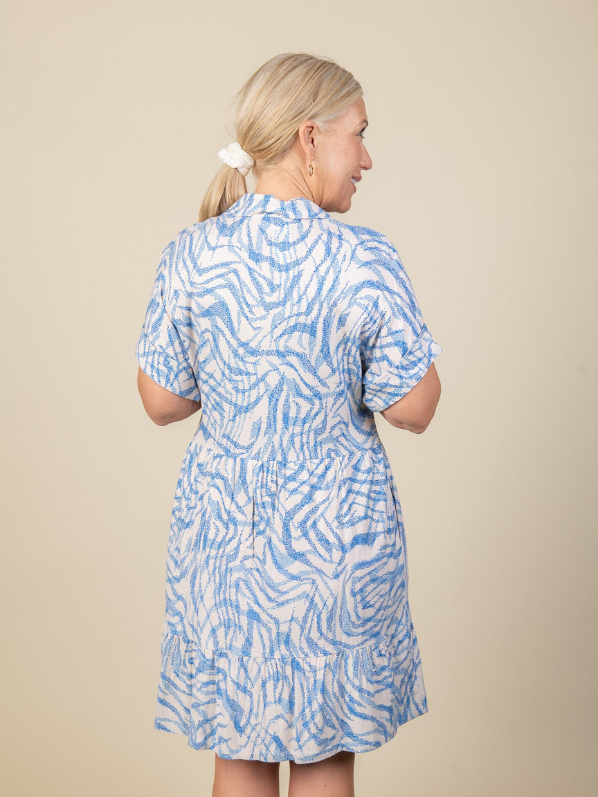 Short Sleeve Flounce Dress Image 2