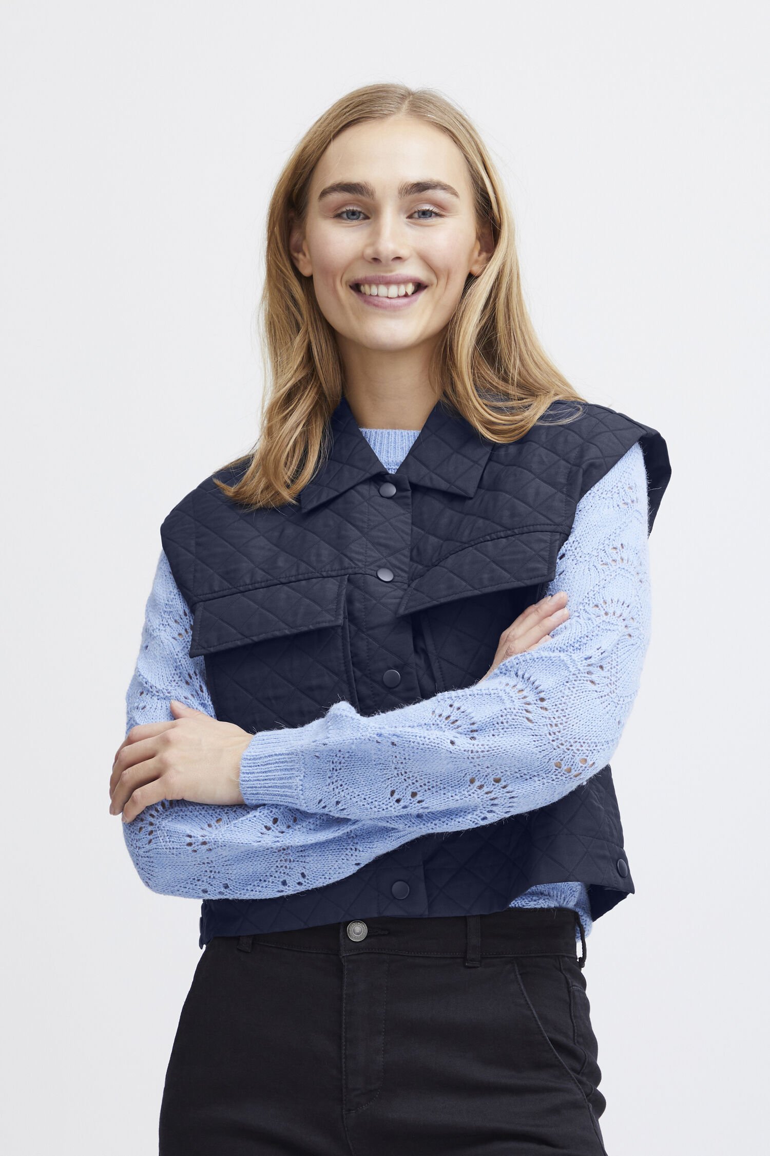 Quilted Snap Vest Image 2