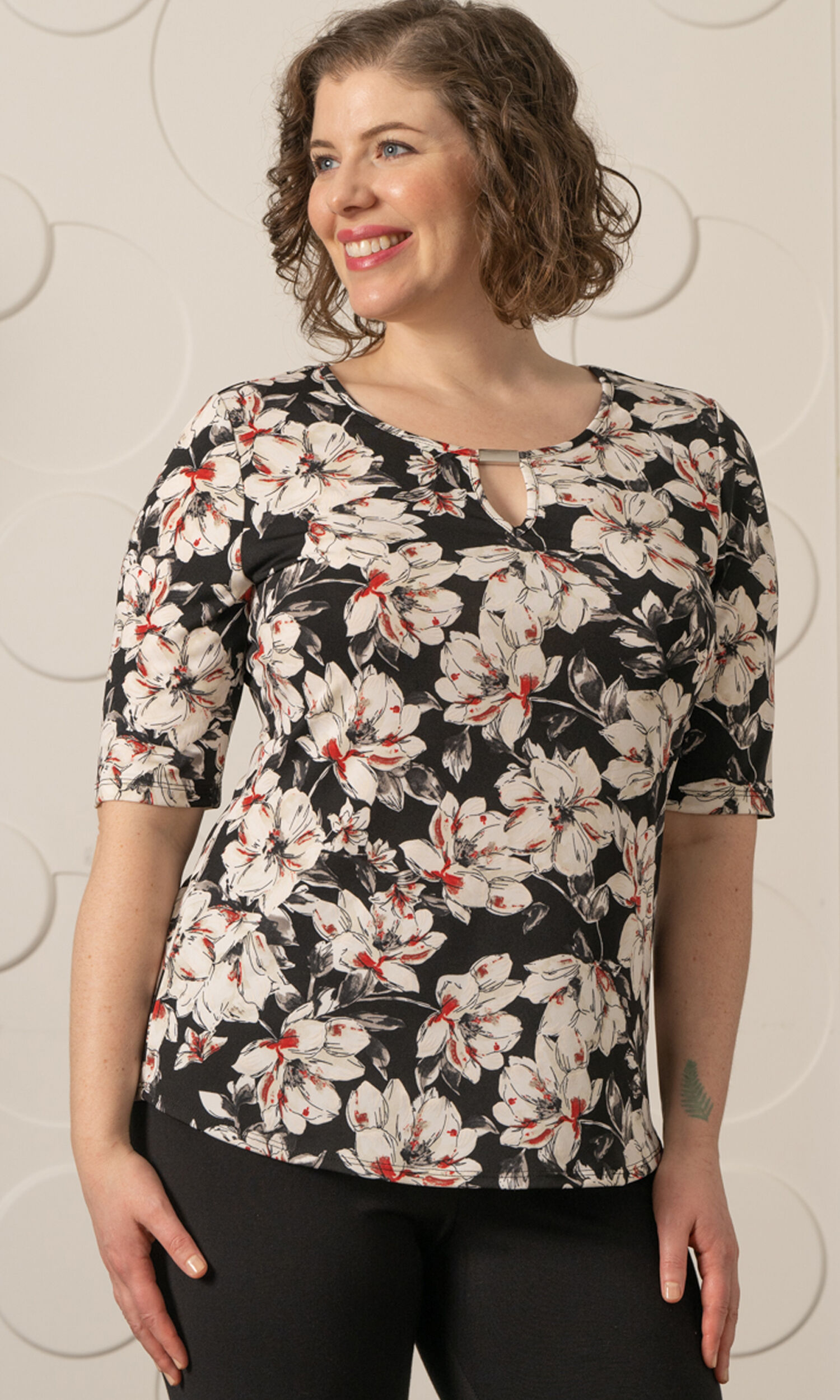 Floral Keyhole Shirt Image 2