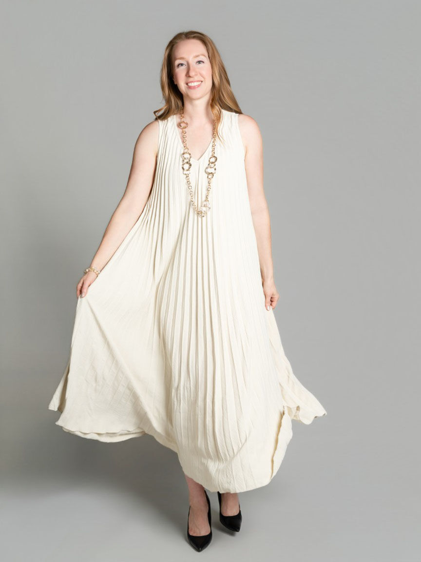 Sleeveless Pleated Maxi Dress Image 1