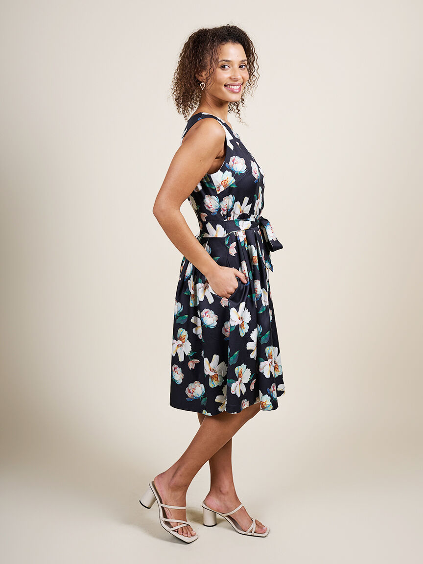 Sleeveless Satin Dress  Image 2