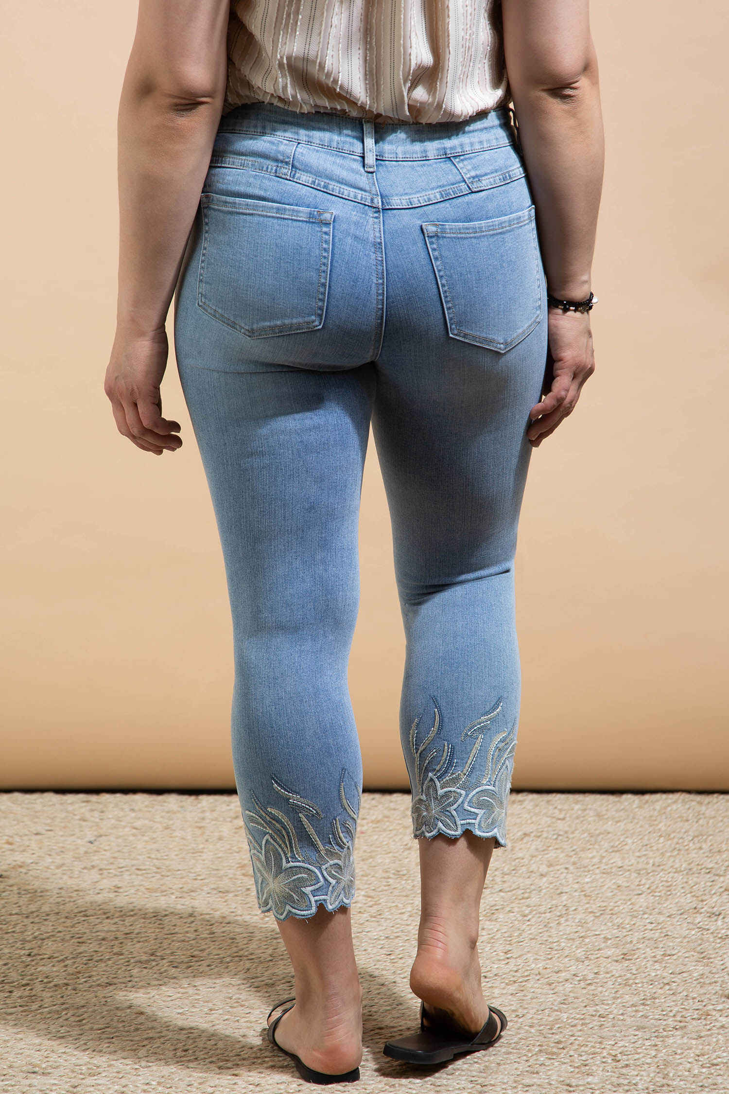 Audrey Cropped Floral Embroidered Jeans Image 4