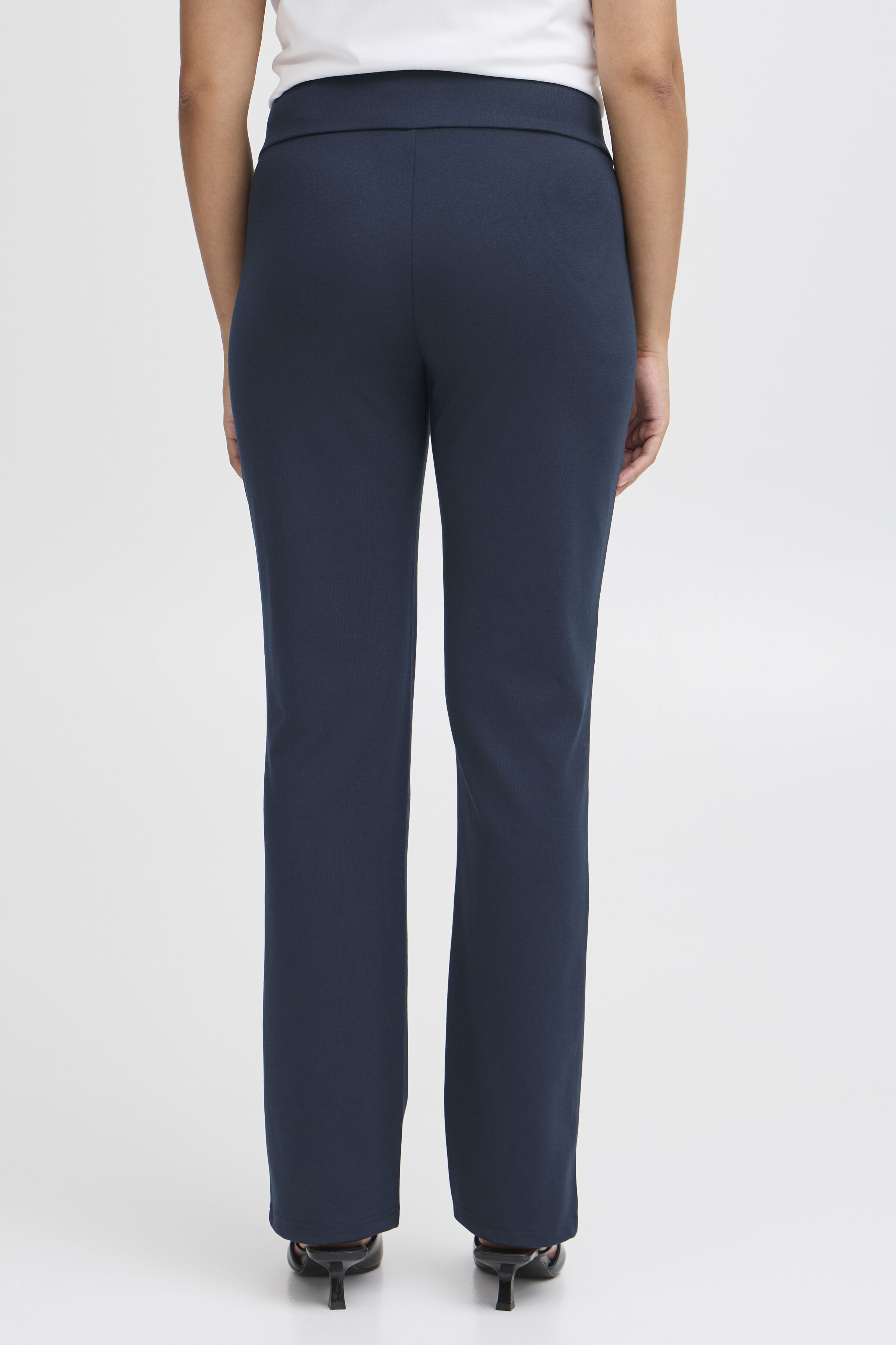 Pull On Straight Leg Pant  Image 2