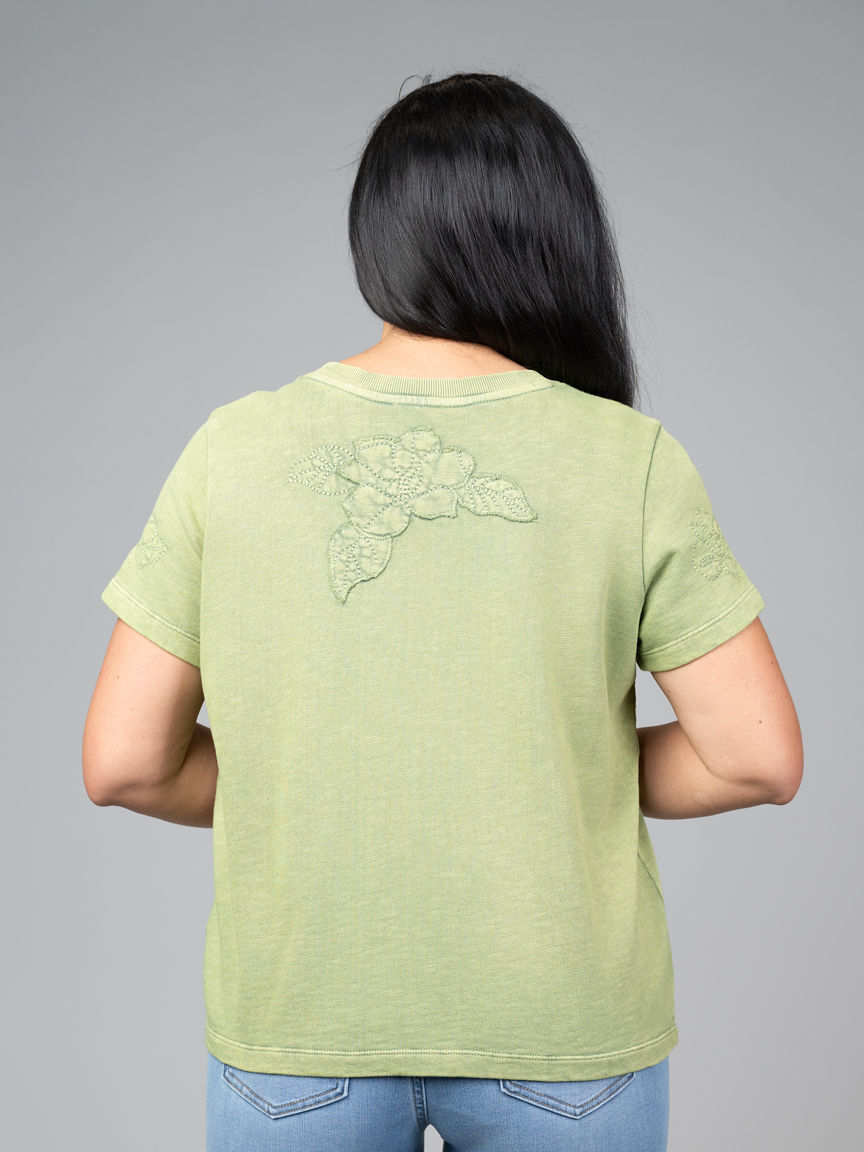 Short Sleeve Top With Embroidered Applique