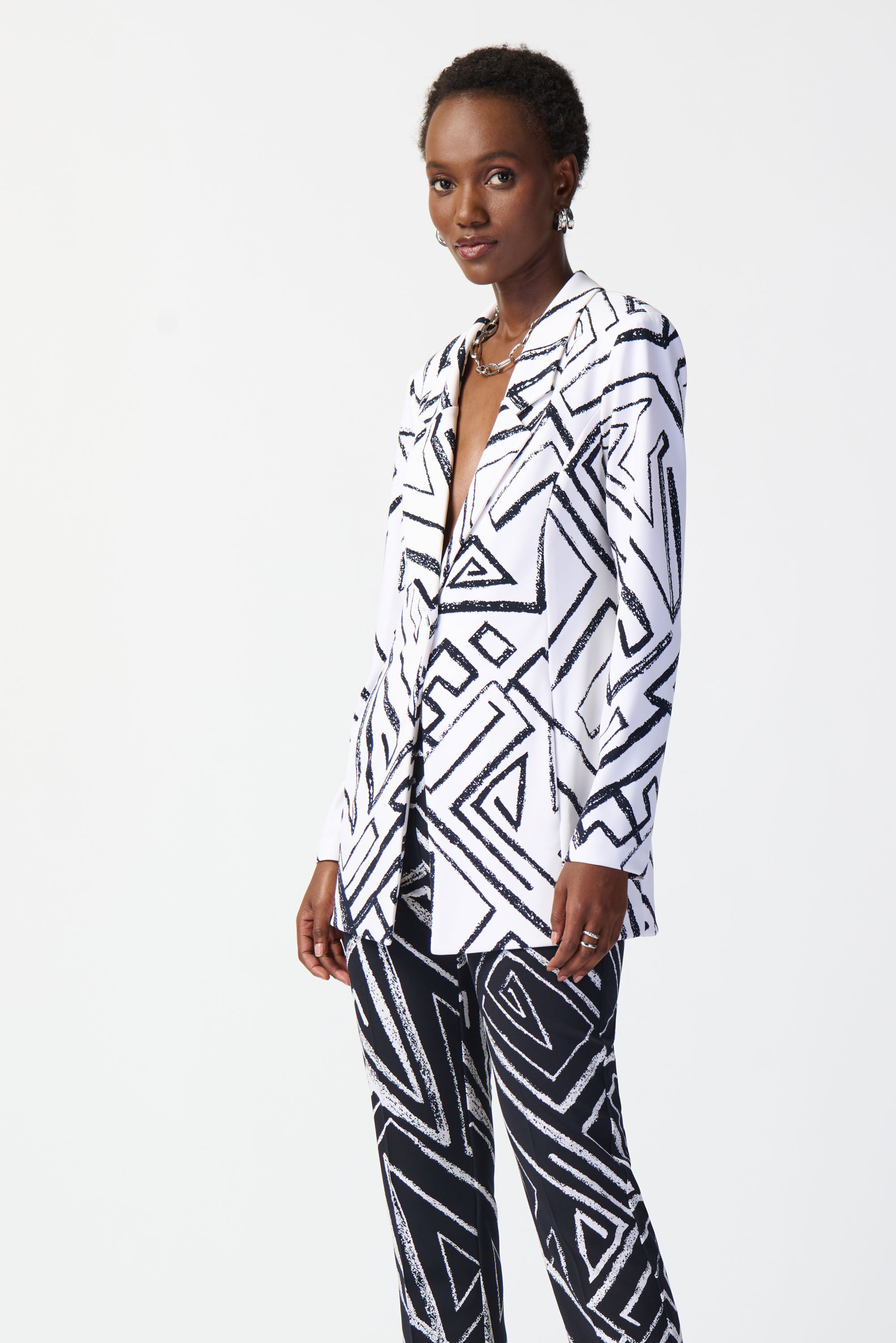 Abstract Print Silky Knit Blazer Image 2