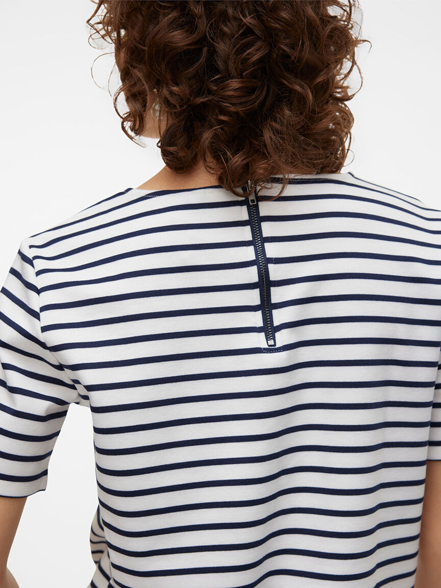 Short Sleeve Top With Zip Back