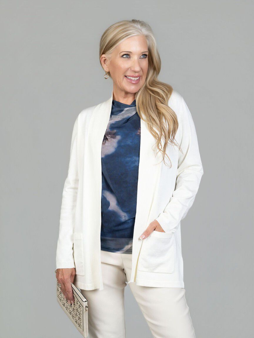 Lightweight Knit Cardigan With Pockets