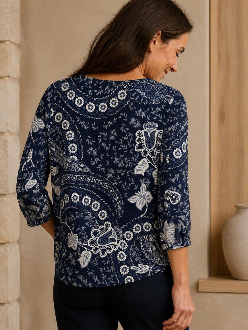 3/4 Sleeve V-Neck Top