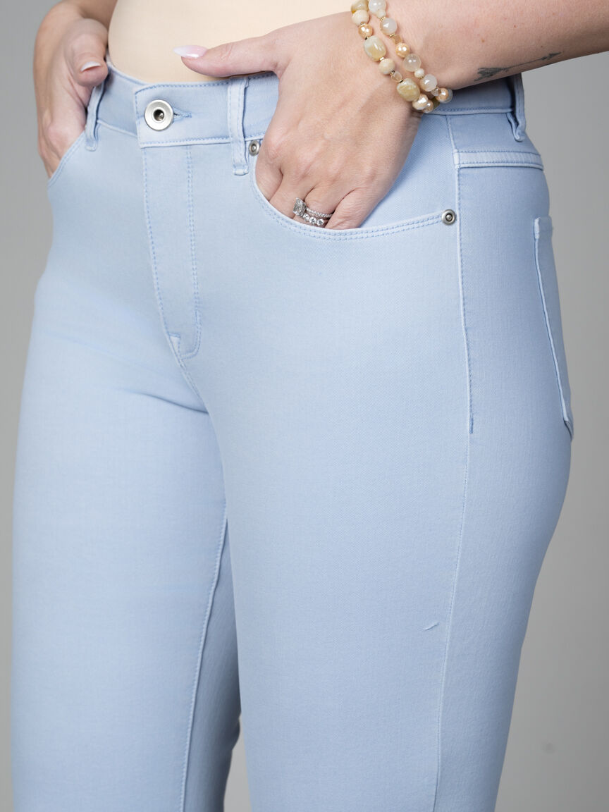 Petite 5 Pocket Colored Jeans 