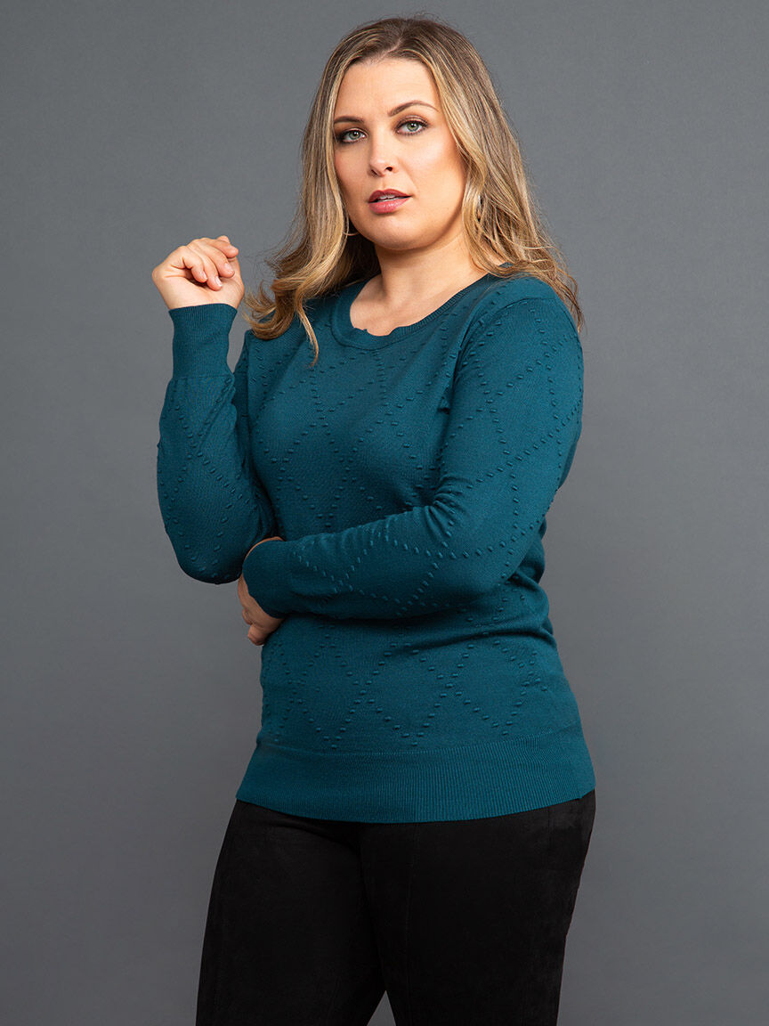 Long Sleeve Sweater w/ Diamond Pattern Image 2