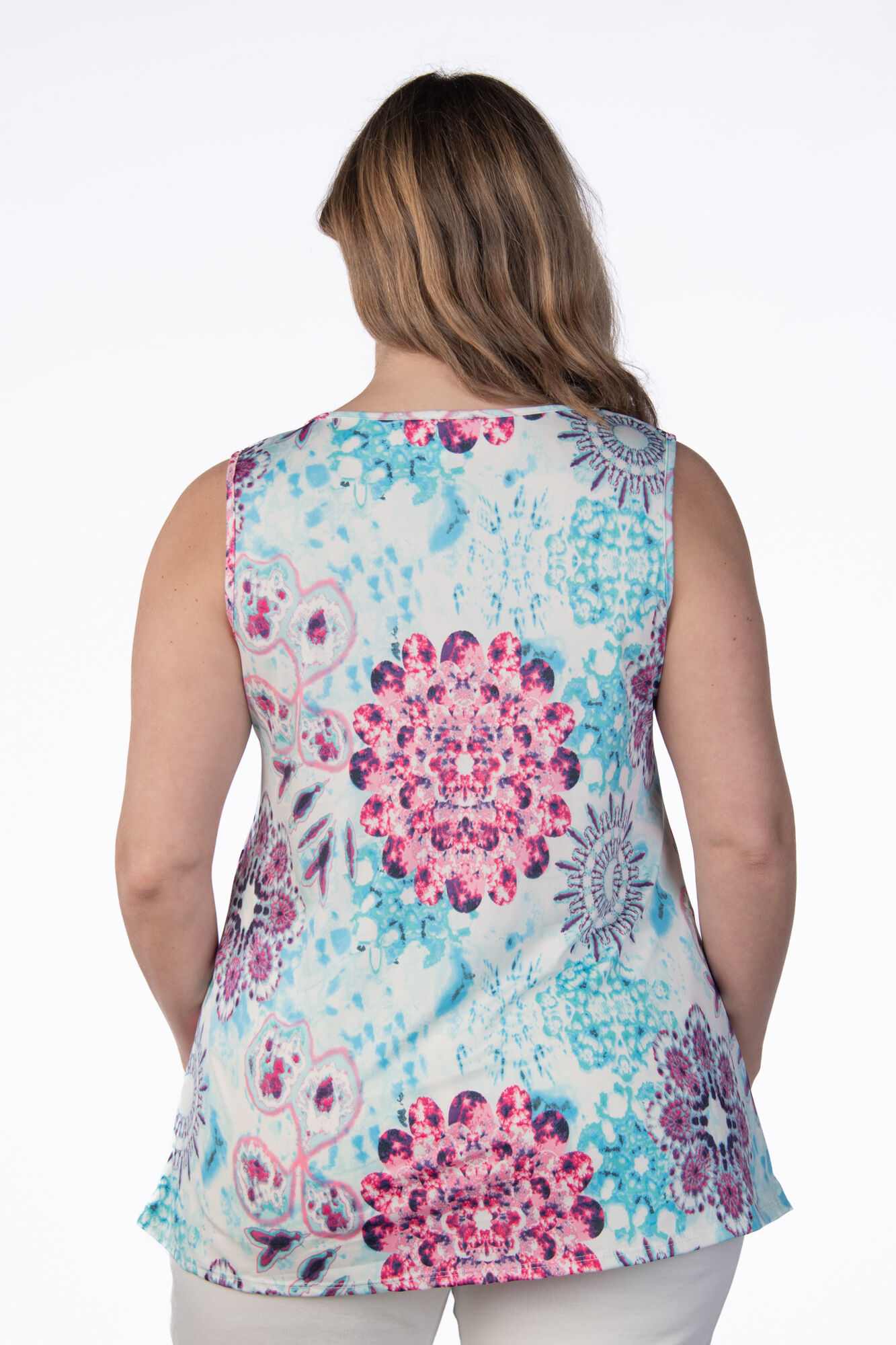 Aqua Keyhole Top Image 2